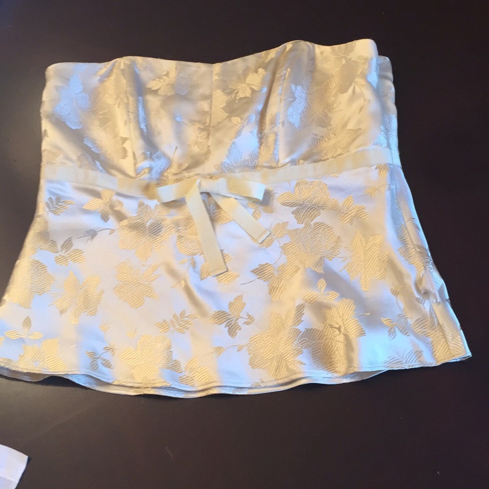 SALE ⭐️2 for $15⭐️Banana Republic Strapless top.